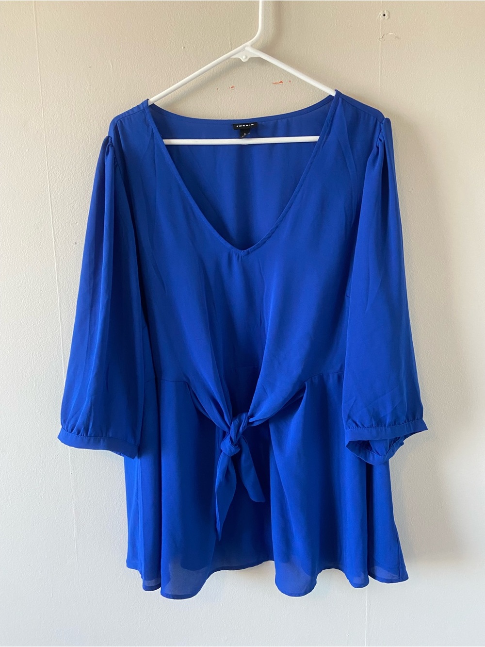 Torrid size 3 royal blue blouse 3/4 sleeve tie front georgette 3x 22/24 modest